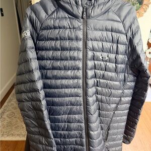 Oakley (Matco Tools) Men's Dark Blue Packable Quilted Puffer Jacket